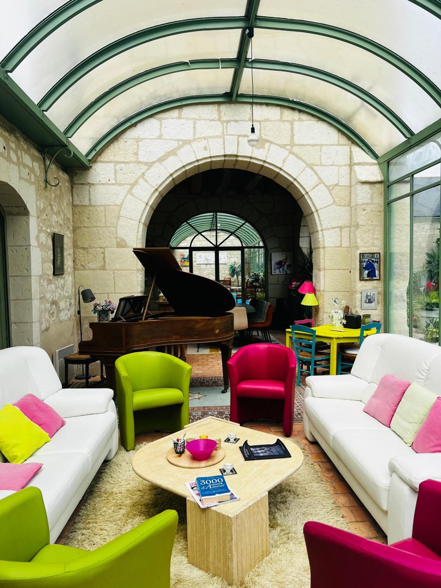 Chateau De La Thibaudiere - Chambre Du Tonneau Allonnes  Esterno foto